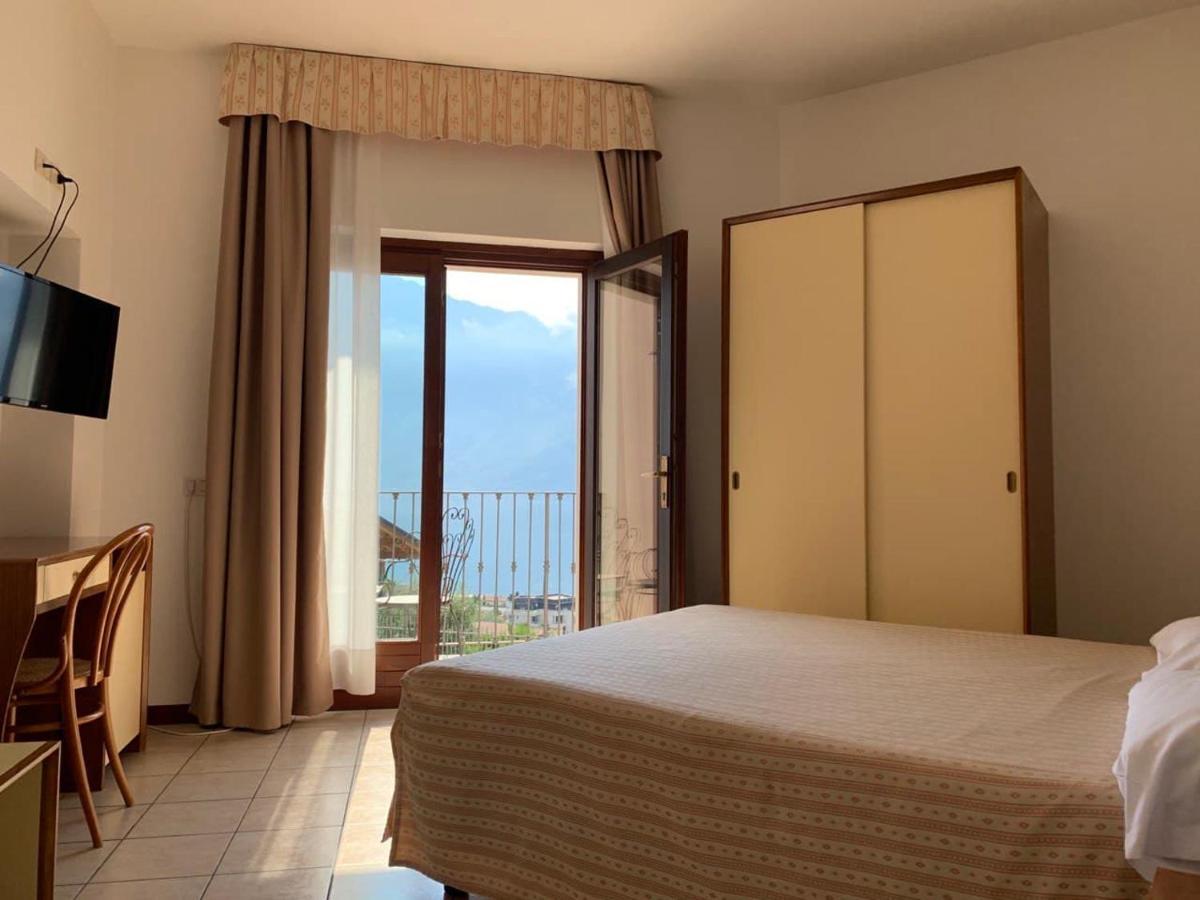 Villa Belvedere Hotel Limone sul Garda Luaran gambar